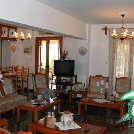 Angela Apartments Самос Екстериор снимка
